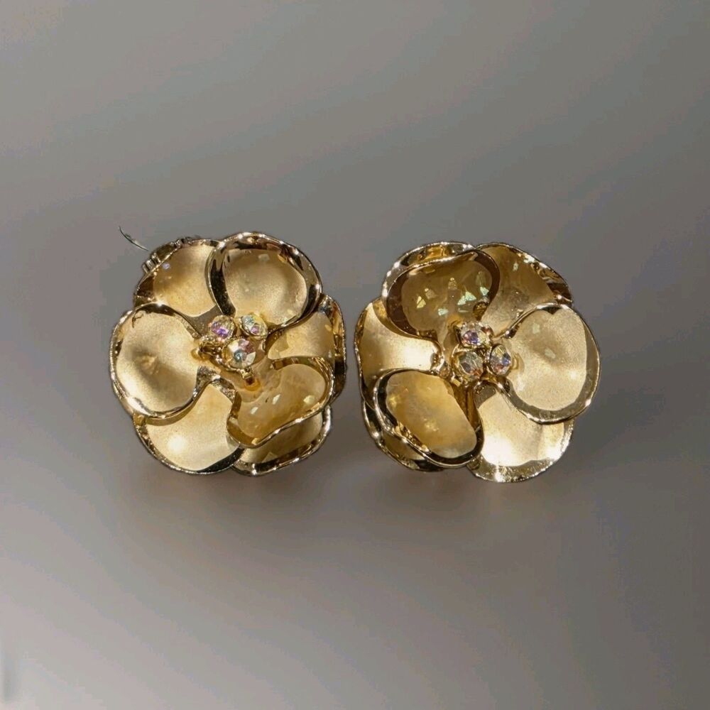 Vintage Gold Tone Flower Clip Earrings AB Rhinestone Center 1" Dogwood